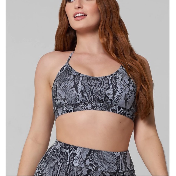 LiCi Fit Grounded Convertible Bra - Picture 3 of 5